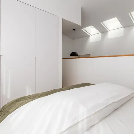 Urban Loft *