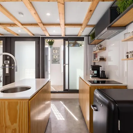 Urban Loft *